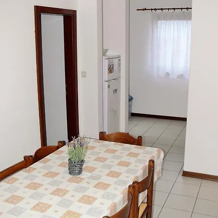 Seaview With Balcony - Velebitska Ii 아파트 만드레