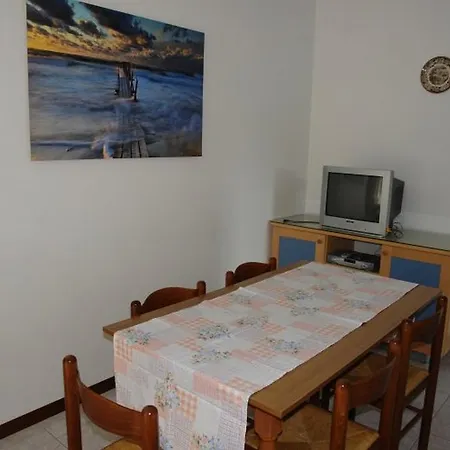 아파트 Seaview With Balcony - Velebitska Ii